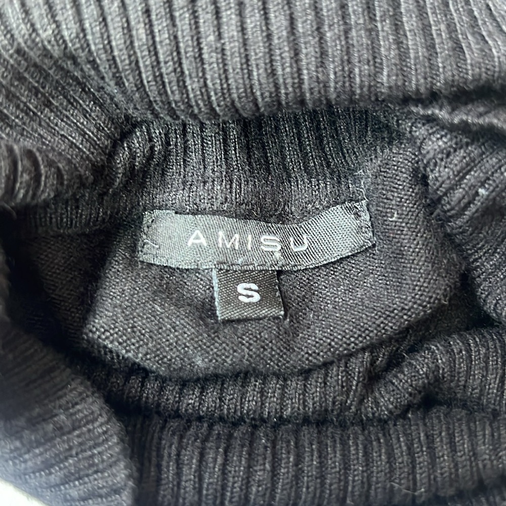 Amisu Turtle Neck - Picture 9 of 10